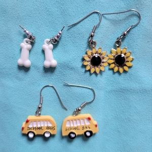Vintage 90s earrings